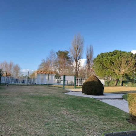 Appartement Spacieux A Pontaillac, Proche Plage Royan Exterior foto